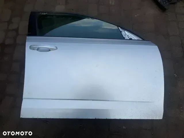 DRZWI PRAWE PRZEDNIE SKODA OCTAVIA 3 III - 2