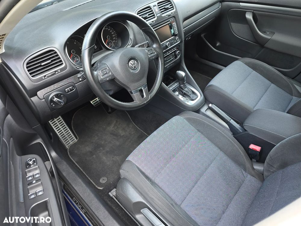 Volkswagen Golf 2.0 TDI DPF BlueMotion Technology DSG Style - 5