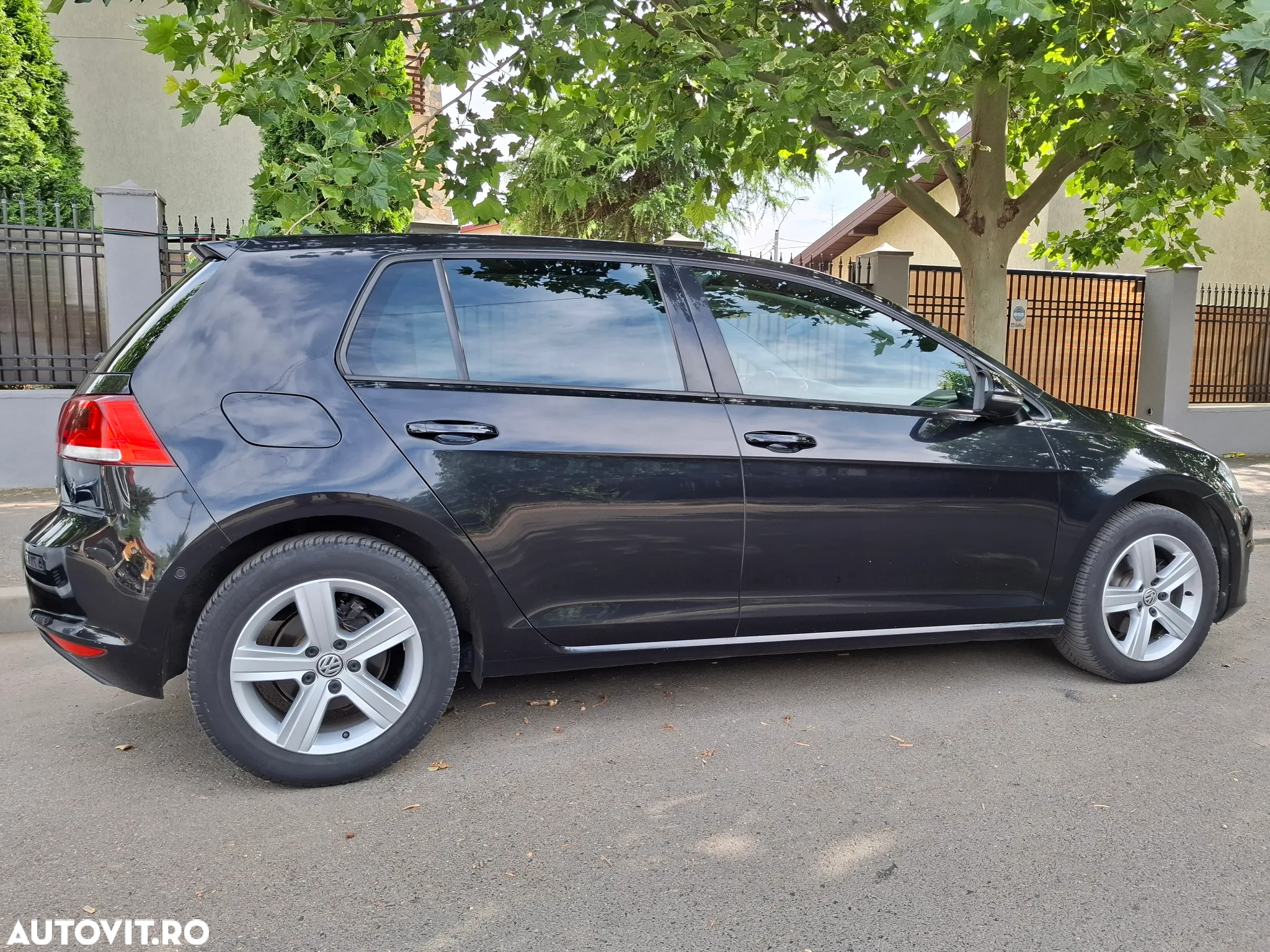 Volkswagen Golf 1.6 TDI BlueMotion Technology DPF Comfortline - 33