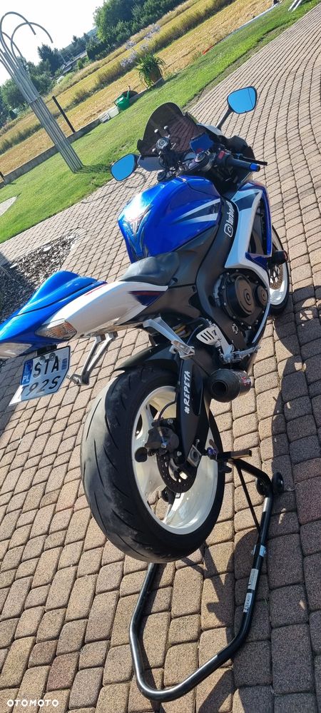 Suzuki GSX-R - 27