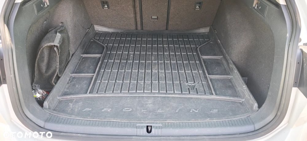 Volkswagen Golf - 15