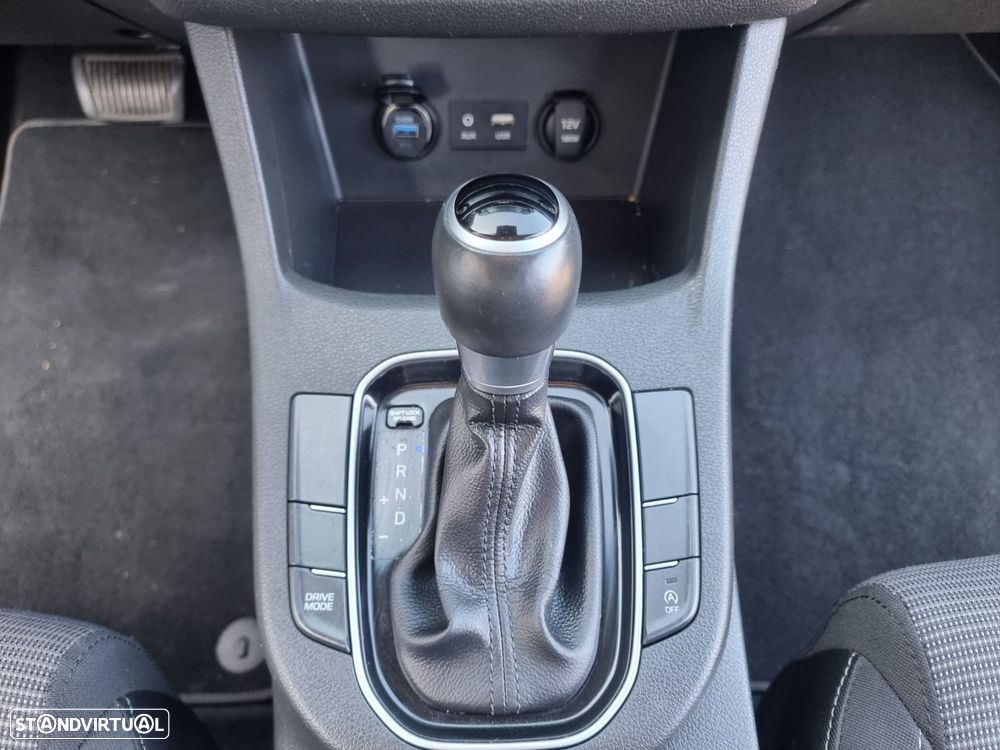 Hyundai i30 SW - 13