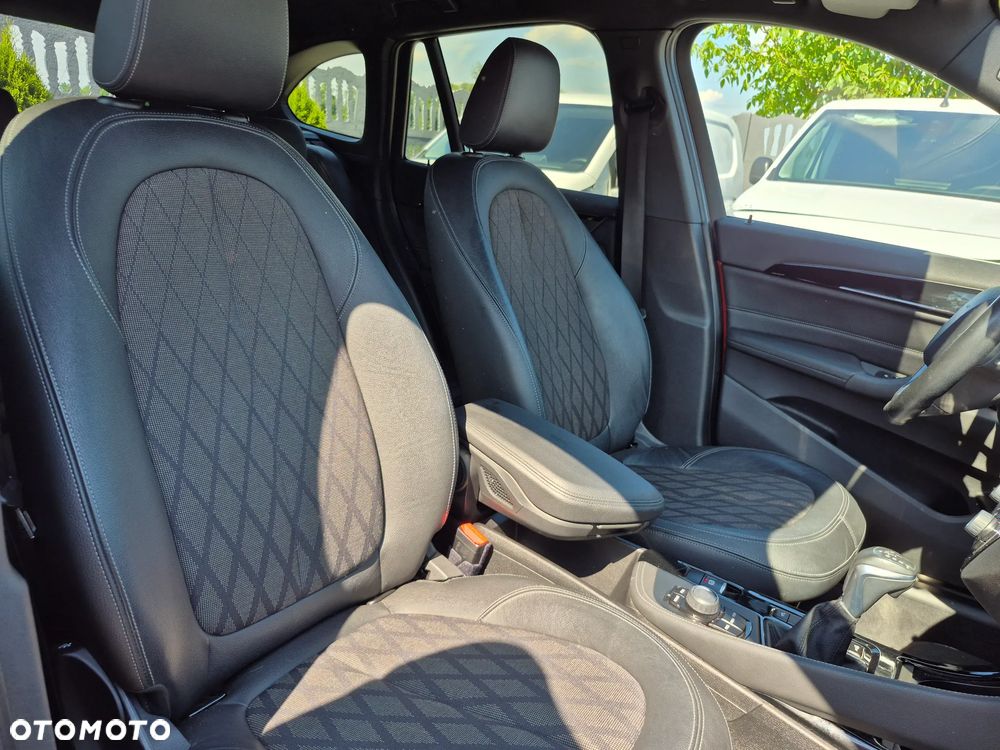BMW X1 xDrive20i GPF xLine - 20