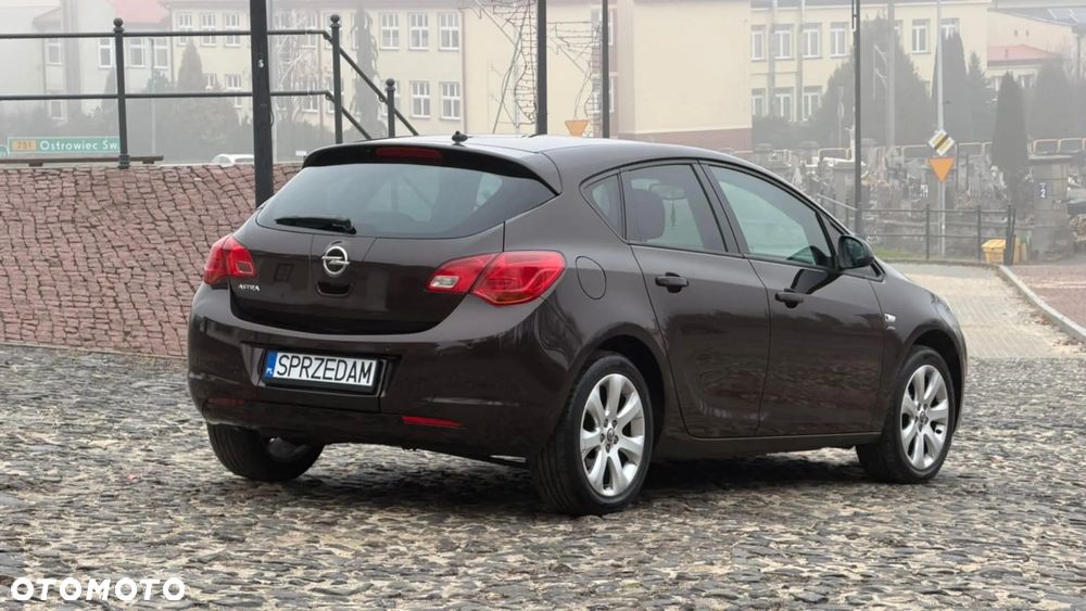 Opel Astra 1.4 Turbo - 19