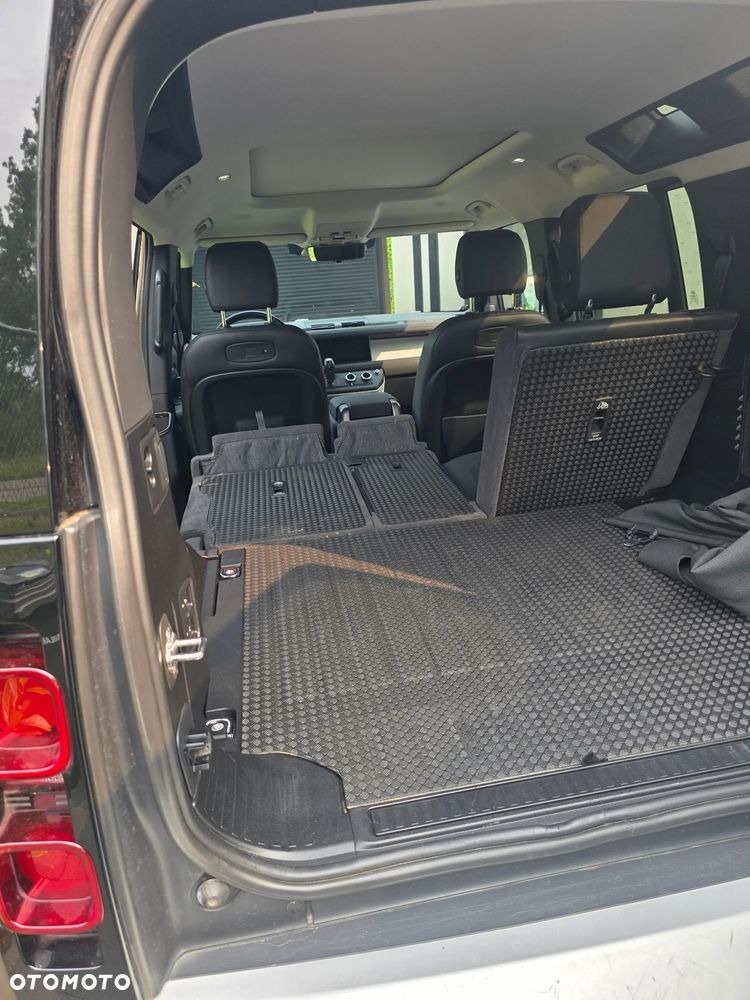 Land Rover Defender - 5