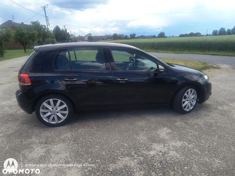 Volkswagen Golf 1.6 TDI Highline - 11