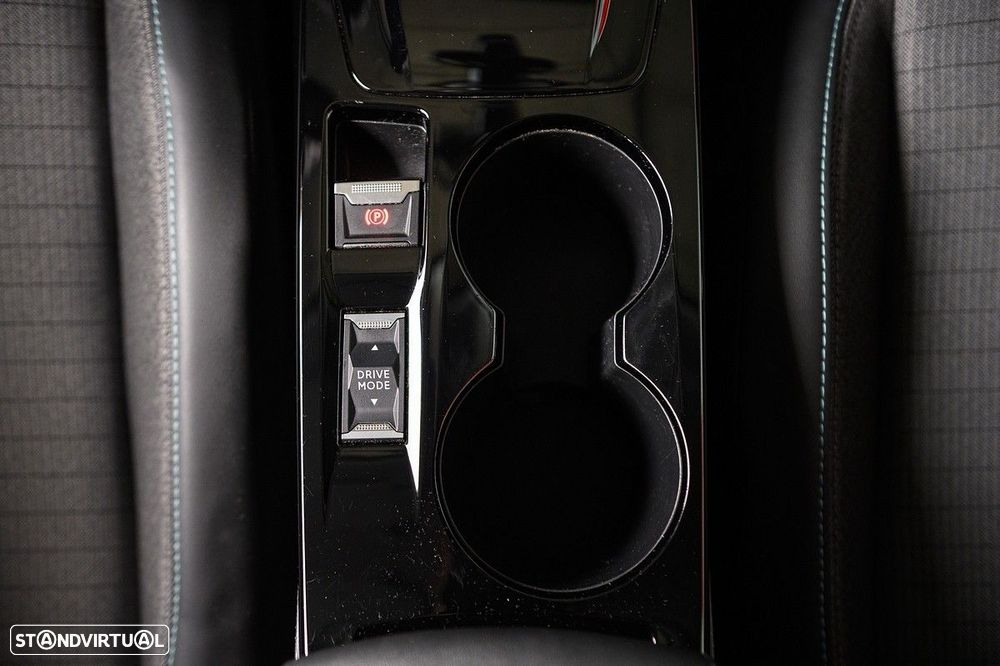 Peugeot e-2008 50 kWh Allure Pack - 52