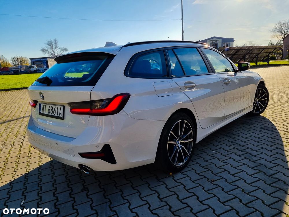 BMW Seria 3 320d Sport Line - 20