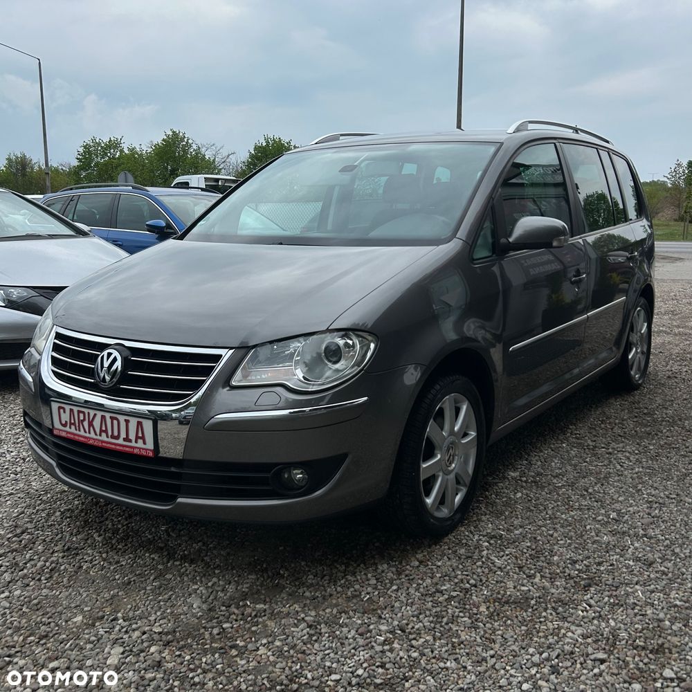 Volkswagen Touran 2.0 TDI DPF Highline - 11