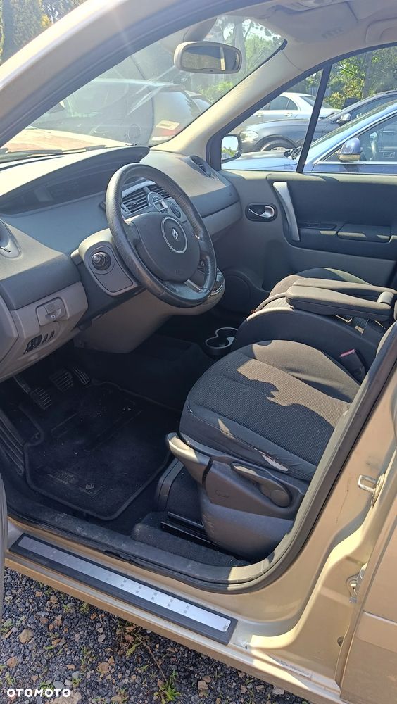 Renault Scenic - 5