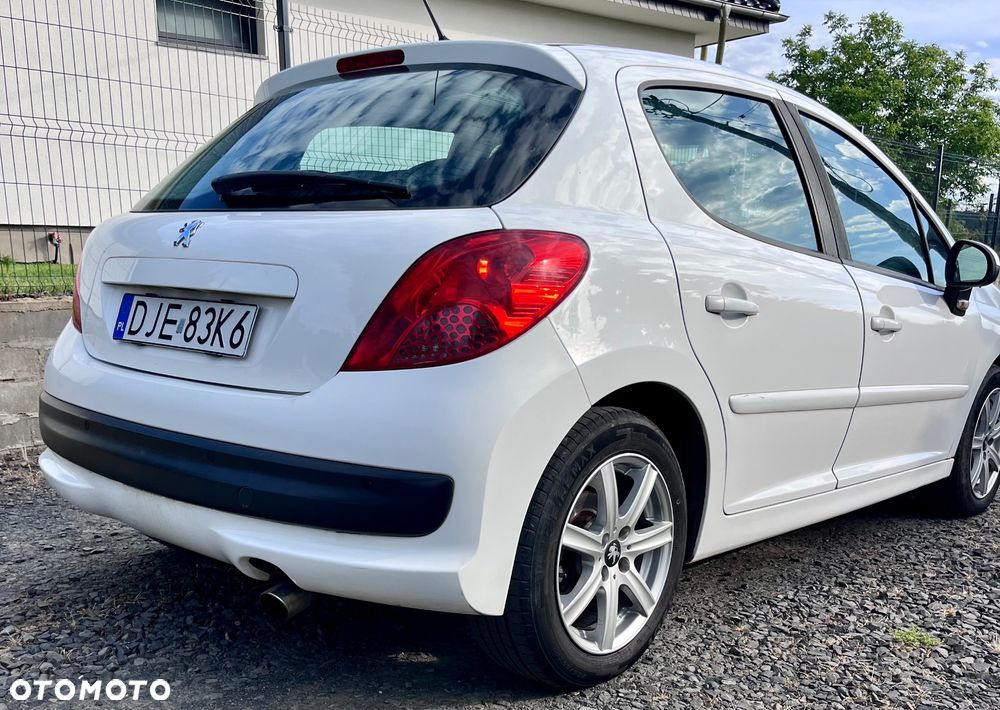 Peugeot 207 1.6 THP Platinum - 6
