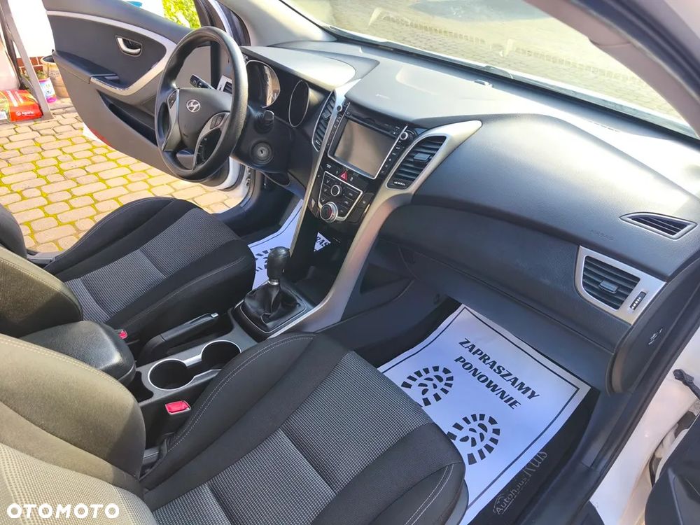 Hyundai i30 1.4 Trend - 21
