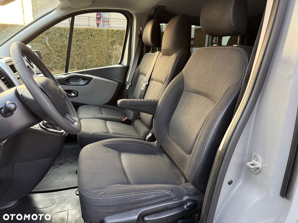 Renault Trafic - 11