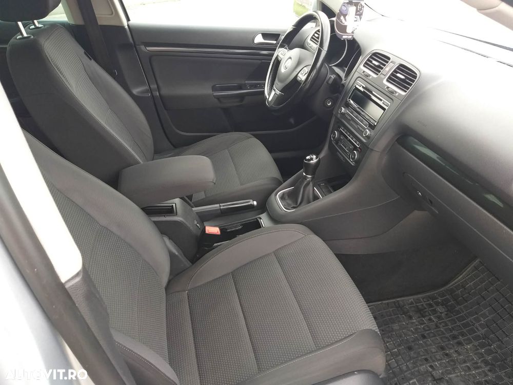 Volkswagen Golf 2.0 TDI Highline - 6
