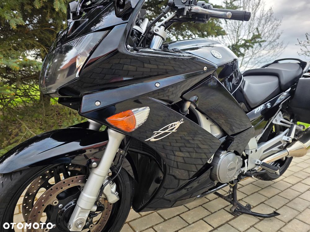 Yamaha FJR - 40