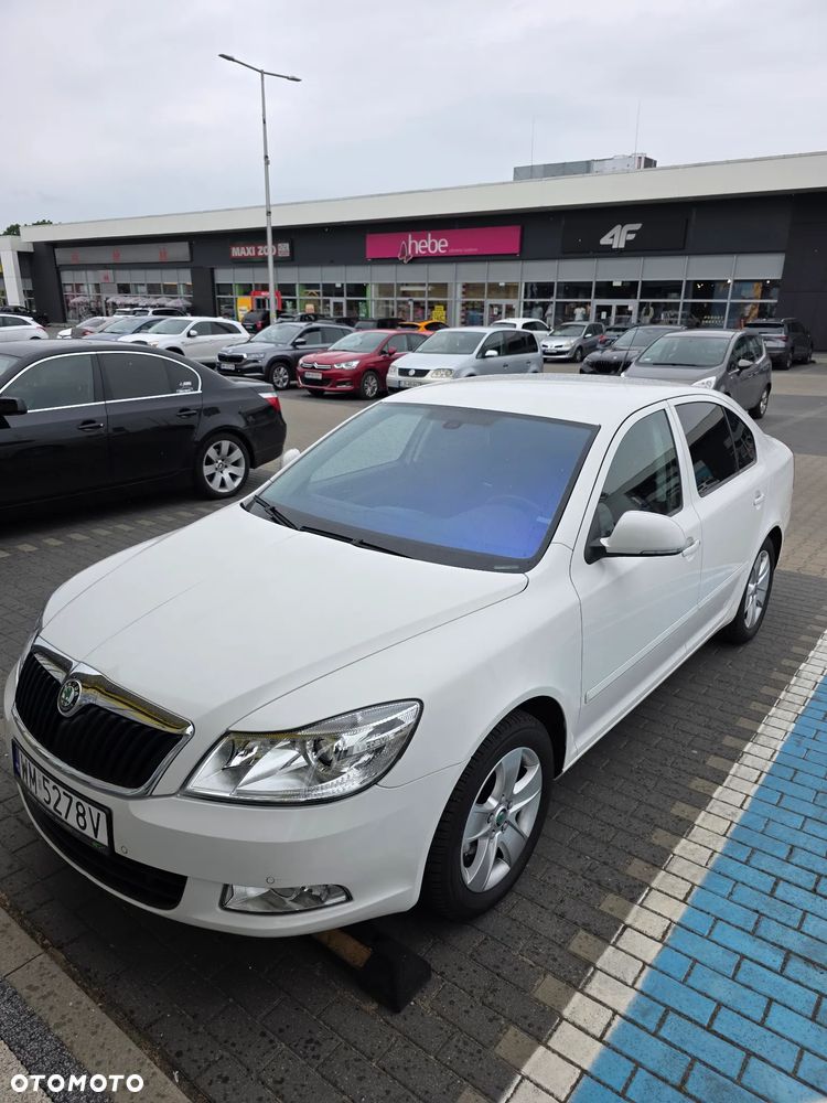 Skoda Octavia 1.6 Elegance - 3