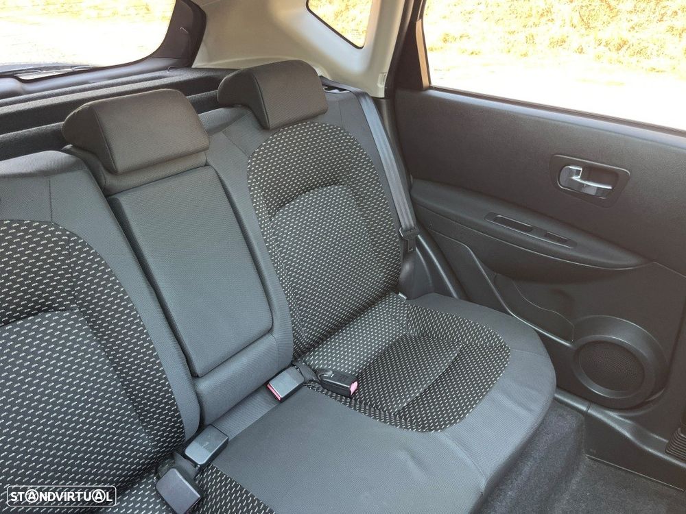 Nissan Qashqai 1.5 dCi Tekna Premium 17 - 39