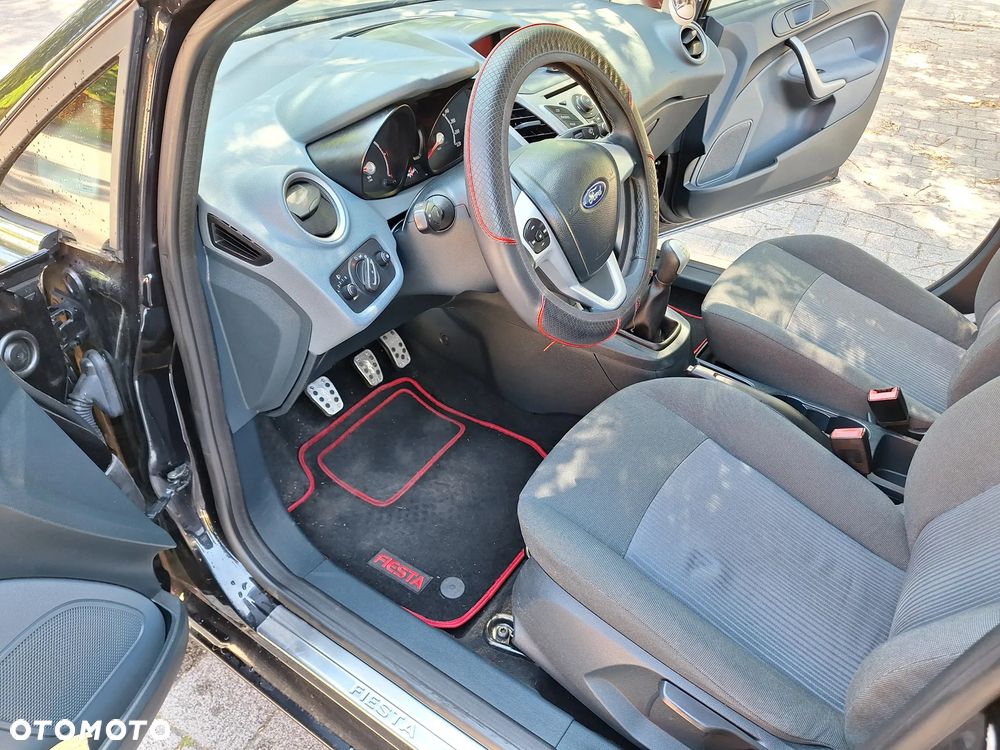 Ford Fiesta 1.6 TDCi DPF Gold X - 8
