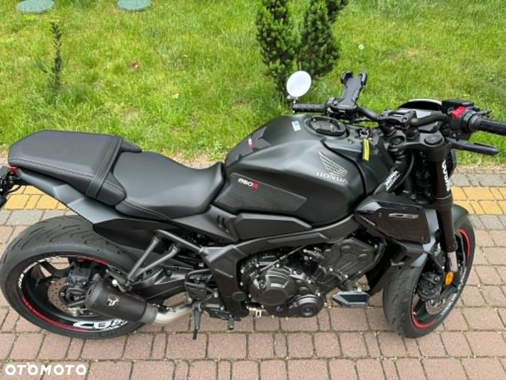 Honda CB - 1