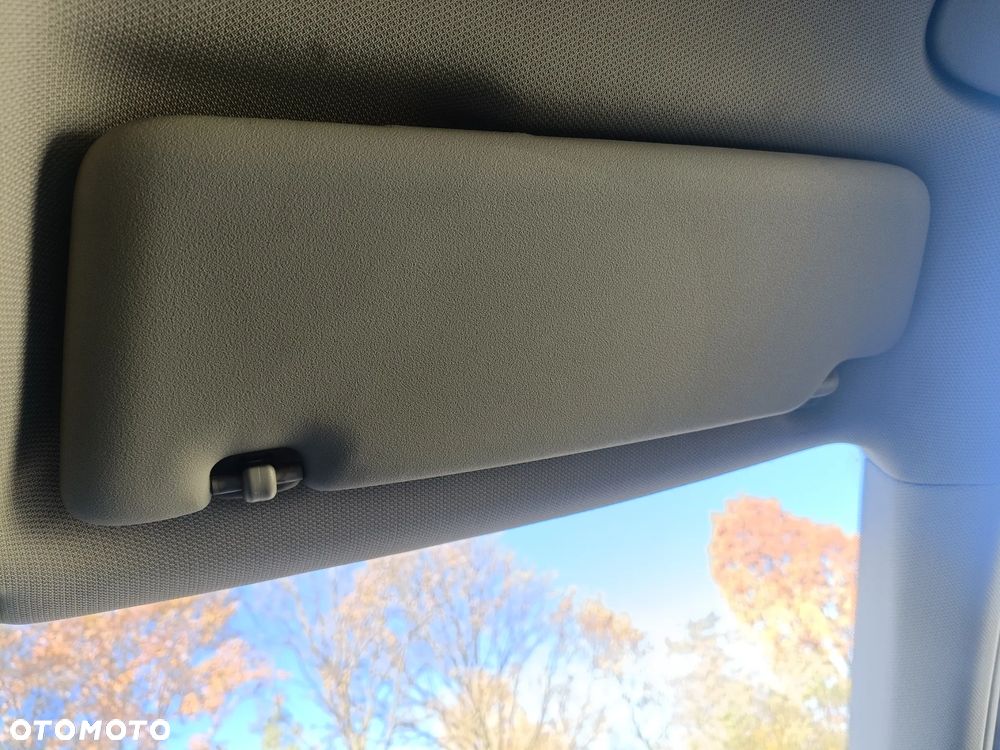 AUDI A3 II 8P 04-13 2007 r. SPORTBACK daszek prawy osłona przeciwsłoneczna prawa  * - 2