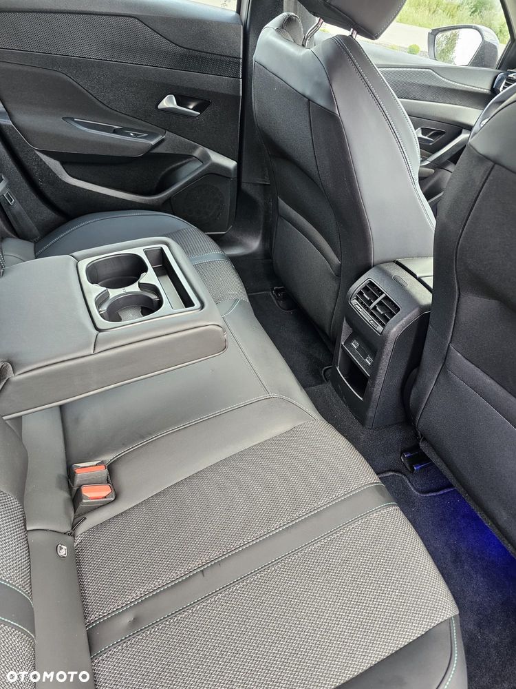 Peugeot 308 1.5 BlueHDi Allure S&S EAT8 - 11