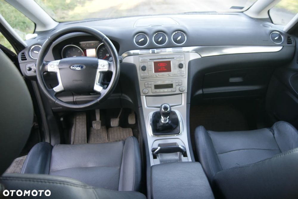 Ford S-Max 2.0 TDCi DPF Ambiente - 14
