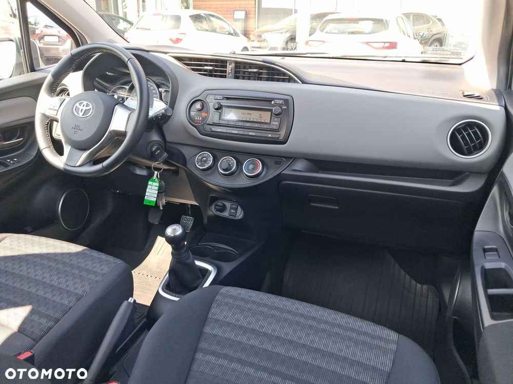 Toyota Yaris - 18