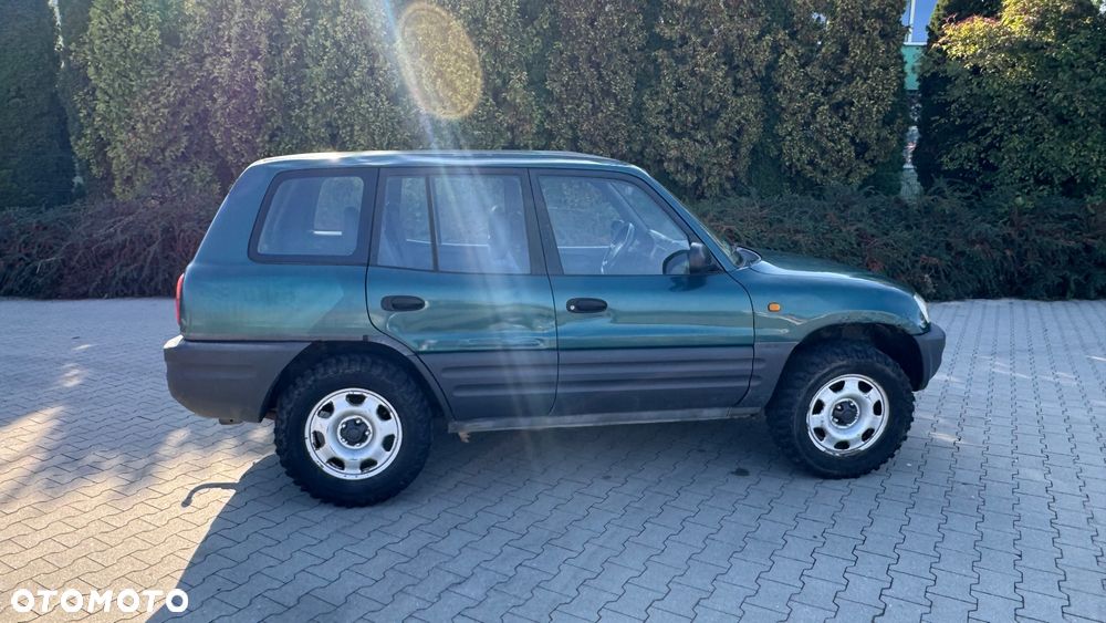 Toyota Rav4 1997 photo 5
