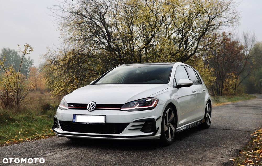 Volkswagen Golf 2.0 TSI OPF GTI - 2