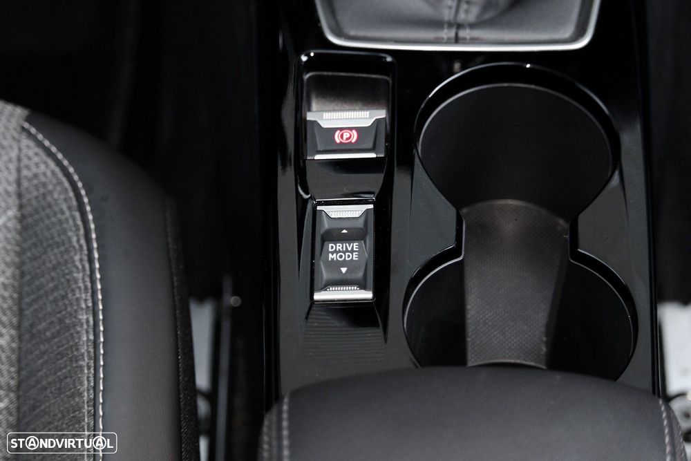 Peugeot 2008 1.2 Allure - 22