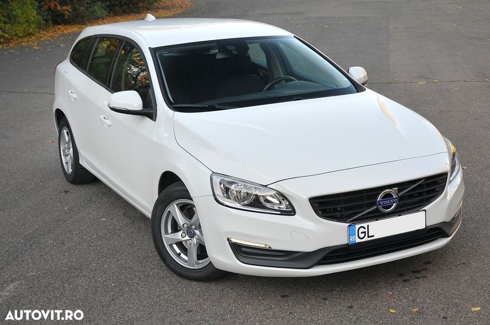 Volvo V60 D2 Kinetic - 2