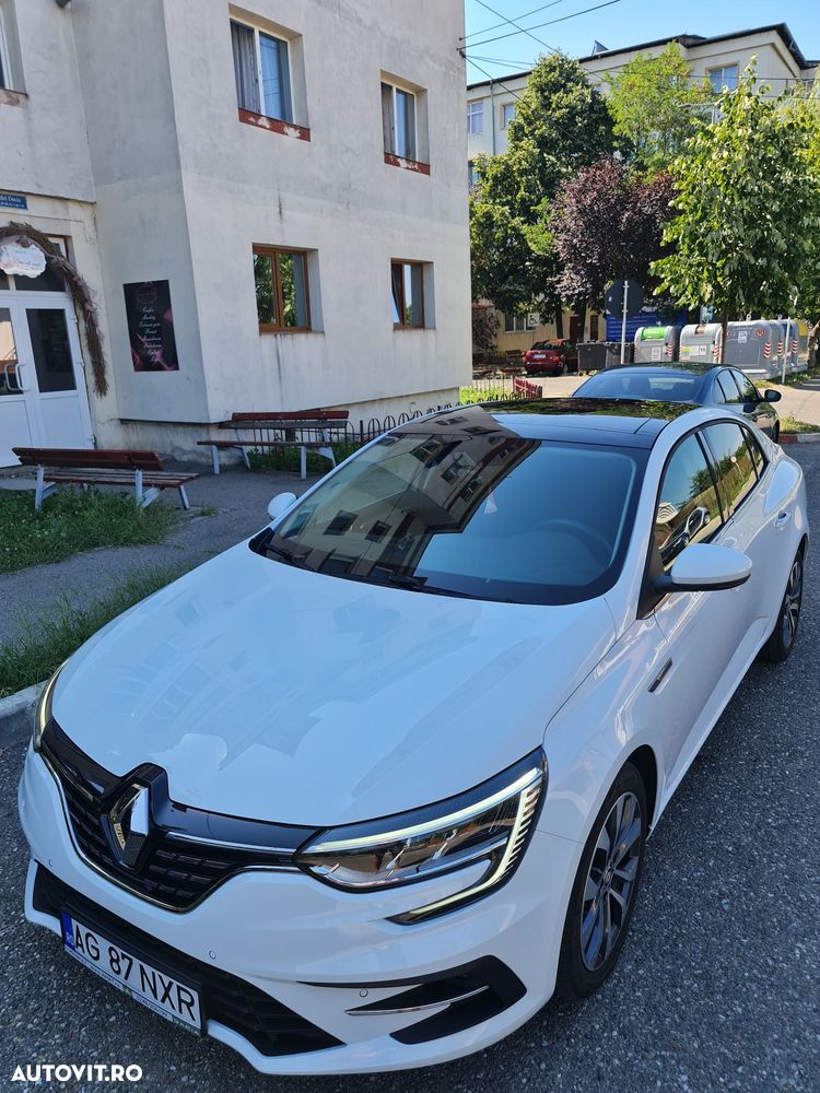 Renault Megane TCe 140 EDC GPF Techno - 6