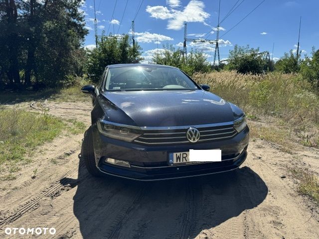 Volkswagen Passat 2.0 TDI SCR Highline DSG - 4