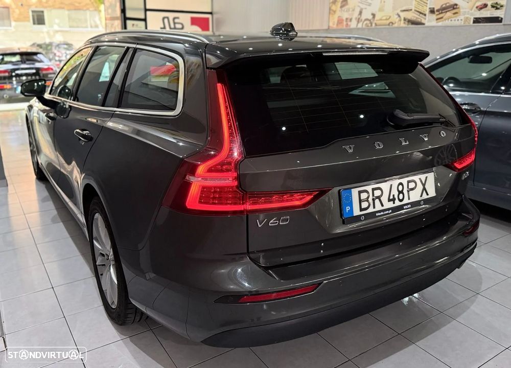Volvo V60 D3 Momentum Pro - 10