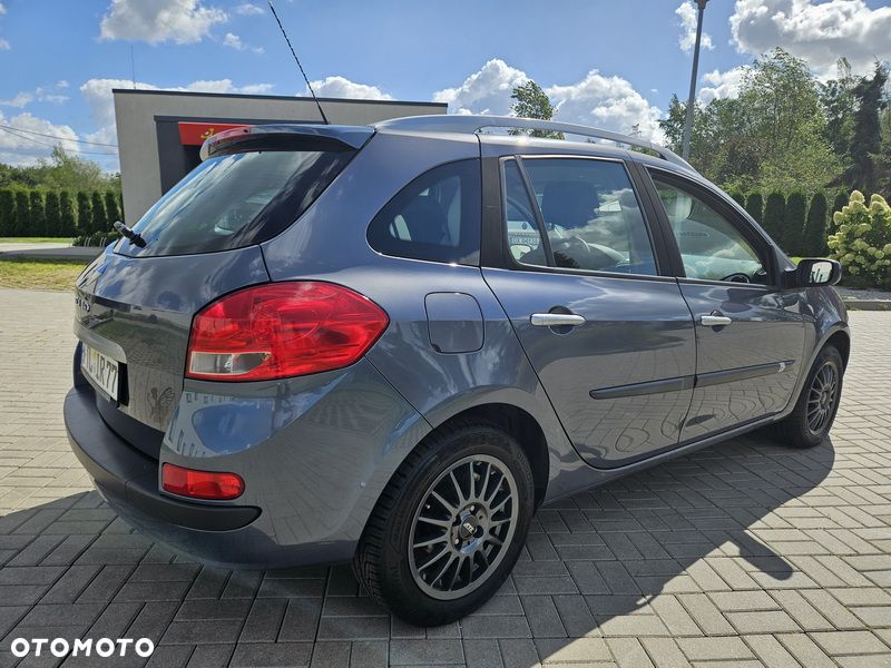 Renault Clio 2009 photo 3