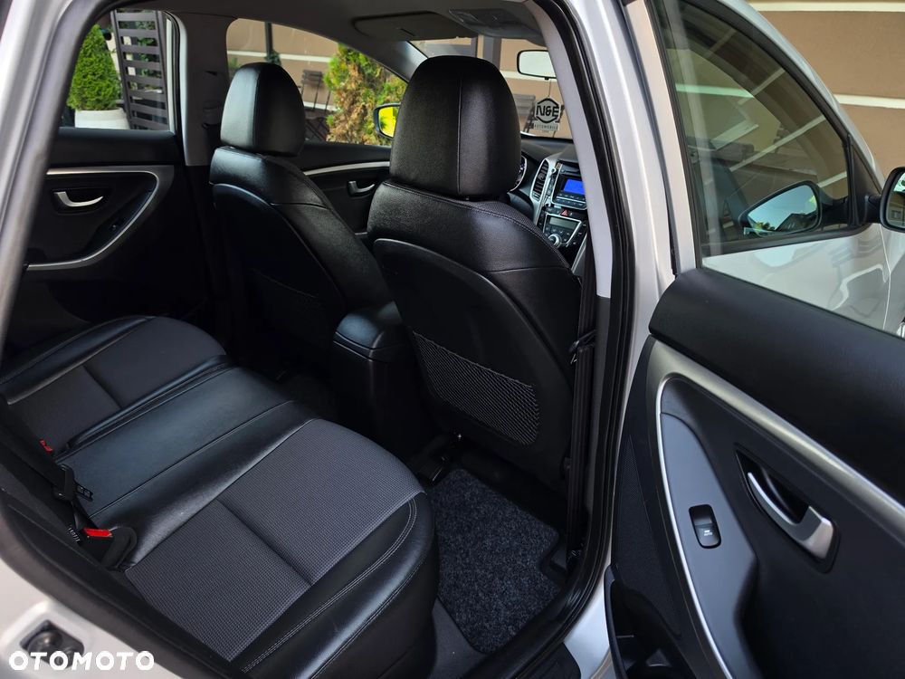 Hyundai i30 1.4 Comfort - 39