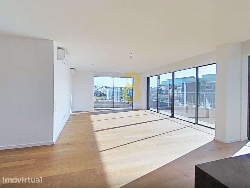 Apartamento T4 recuado com terraço em Matosinhos Sul - Grande imagem: 4/25