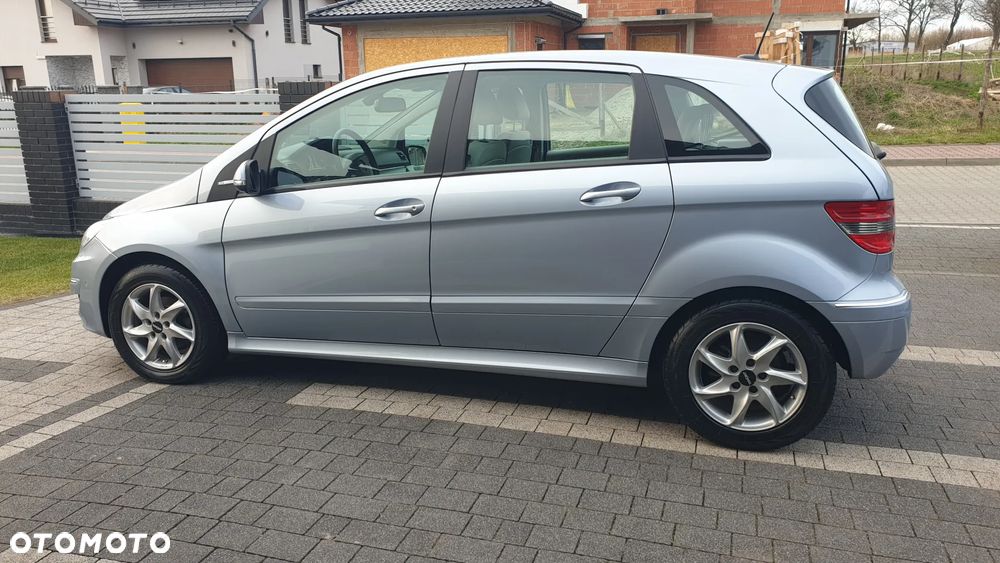 Mercedes-Benz Klasa B 180 BlueEFFICIENCY Edition - 7