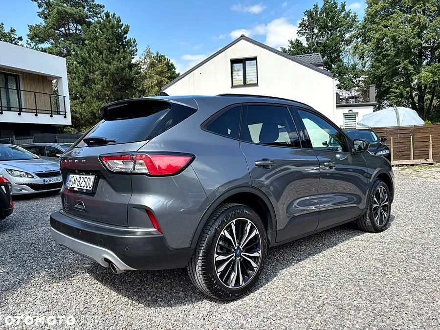 Ford Escape 2.0 EcoBoost AWD Titanium - 5