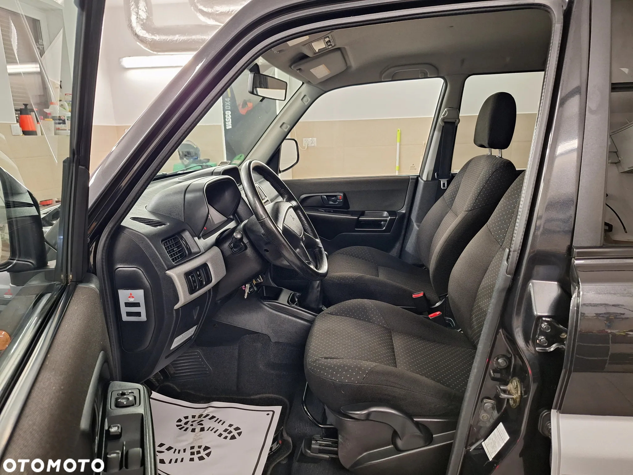 Mitsubishi Pajero Pinin 1.8 2-kolory - 17