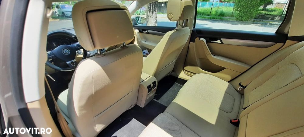 Volkswagen Passat Variant 1.8 TSI Highline DSG - 11