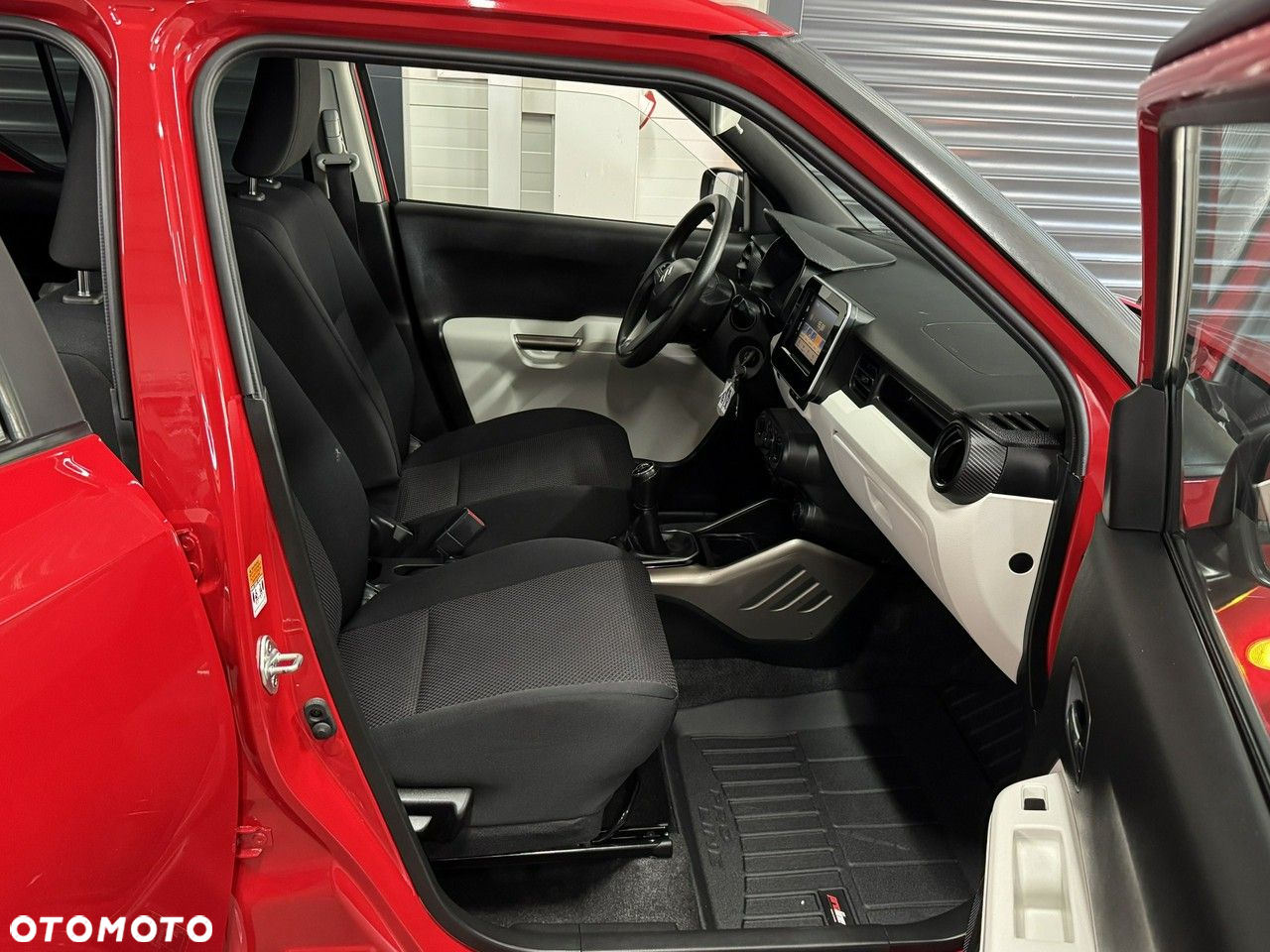 Suzuki Ignis - 11