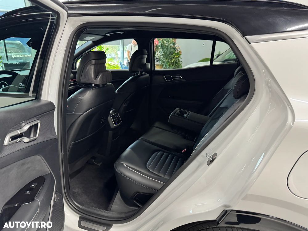 Kia Sportage 1.6 T-GDI PHEV 6AT 4x4 GT Line - 10