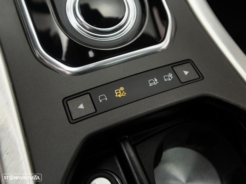 Land Rover Range Rover Evoque - 21