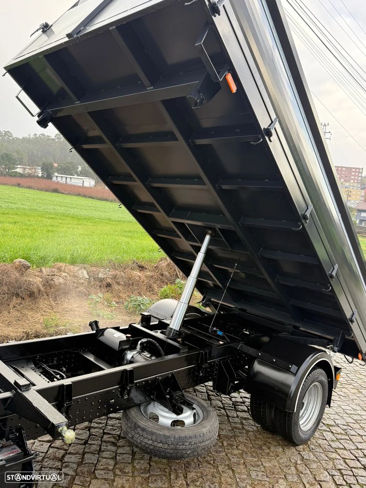 Mitsubishi FUSO/CANTER - 5