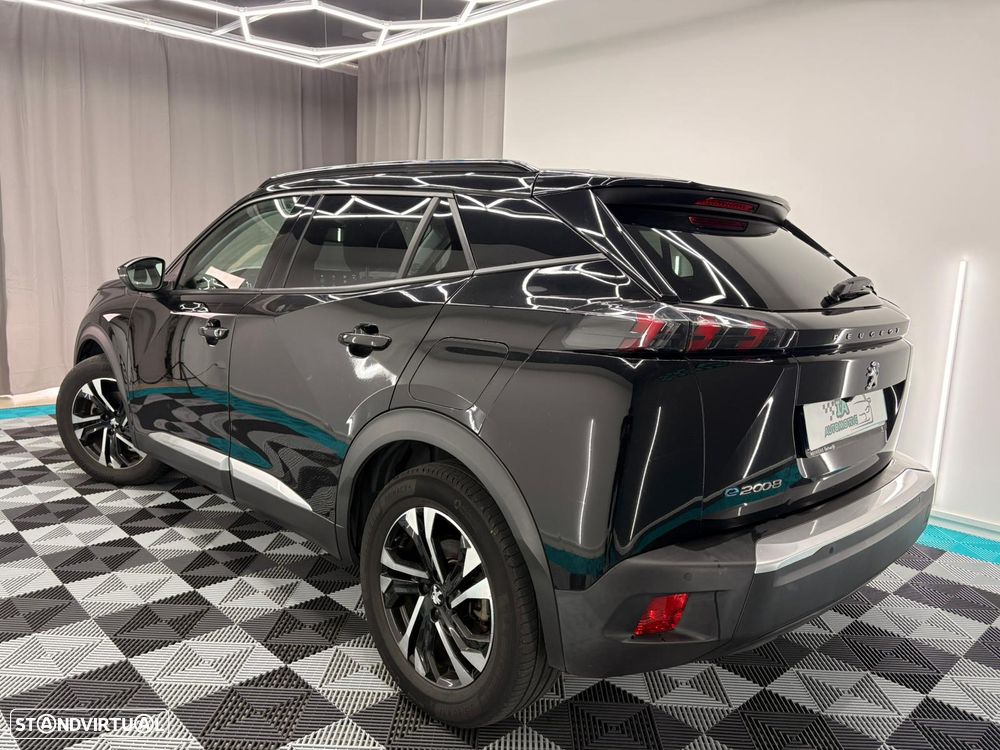 Peugeot e-2008 Allure Pack - 5