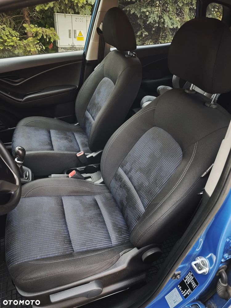 Hyundai ix20 1.4 Classic + - 11
