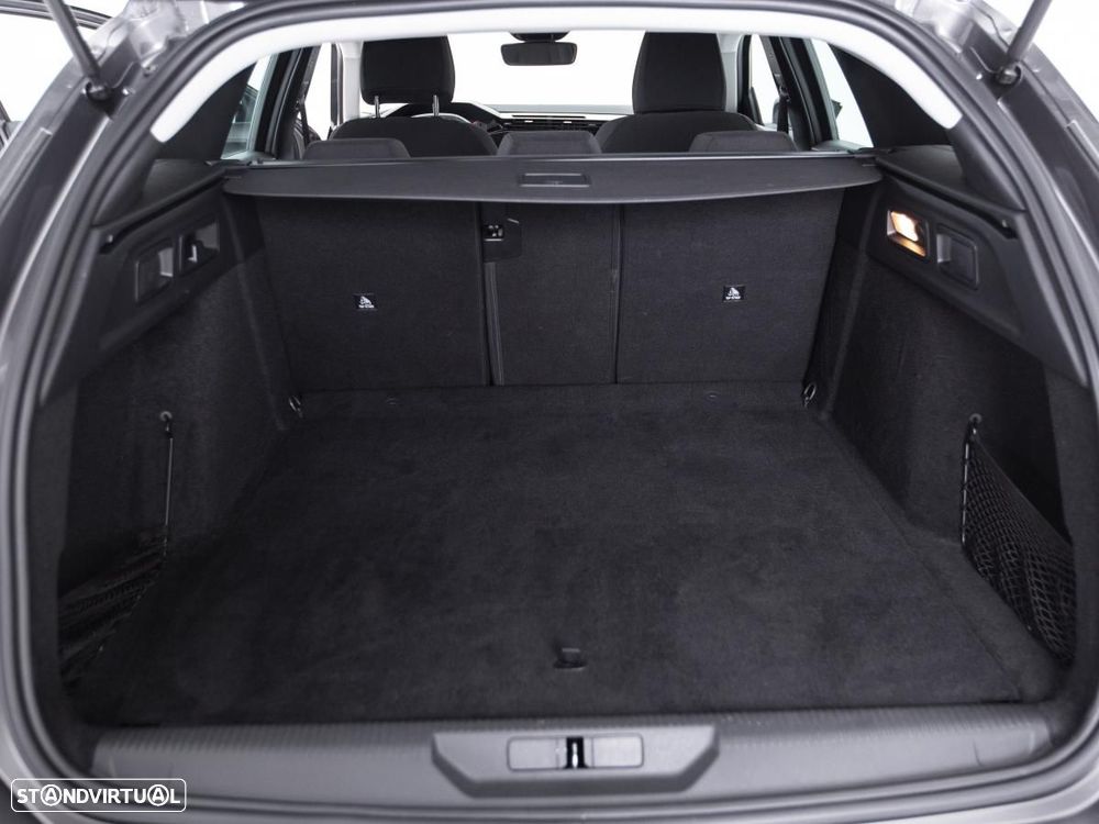 Peugeot 308 SW - 12