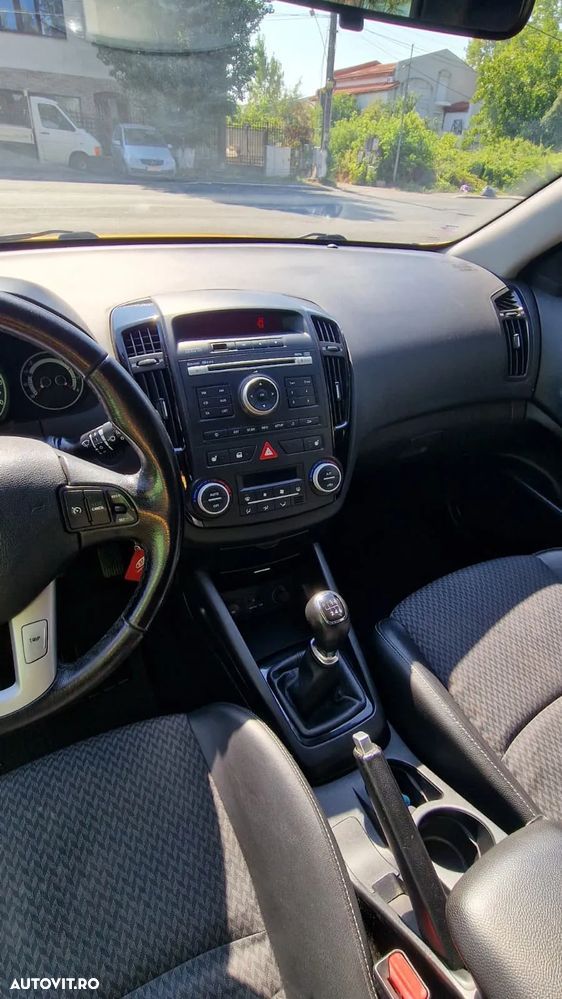 Kia Ceed Cee'd 1.6 DSL Style - 8