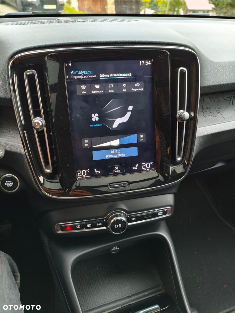 Volvo XC 40 D3 - 22